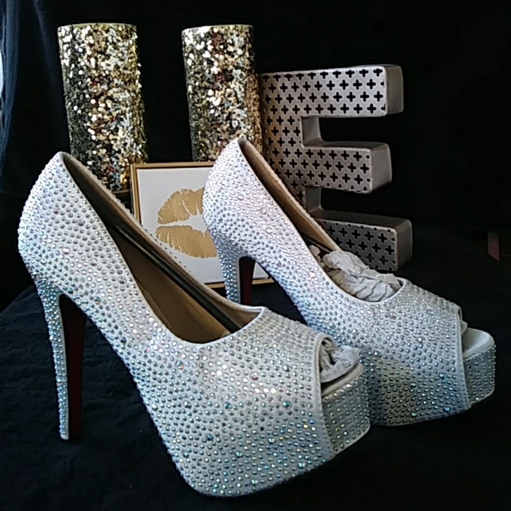 Diamond heels,  NWT !!!